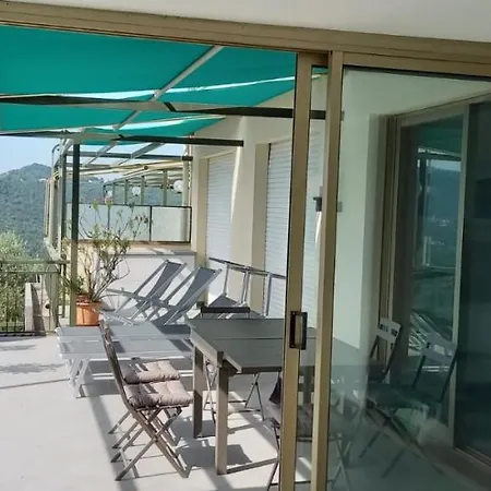 La Terrazza Sul Golfo Apartment *